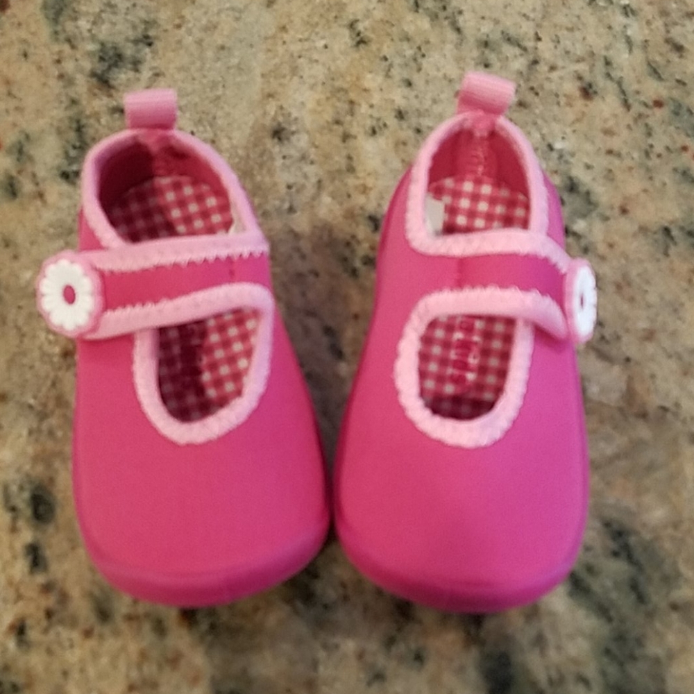 Pink Water Shoes Size 4